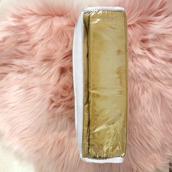 Brand New SWEET DREAMS SOLID SHEET SET-QUEEN - Picture 4 of 6